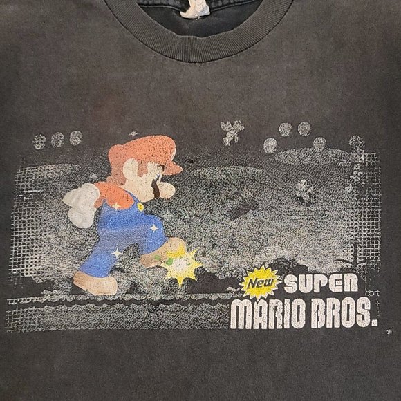 Alstyle Apparel Other - VTG New Super Mario Bros T-shirt AlStyle Tag Youth Fit Size Medium Black Faded